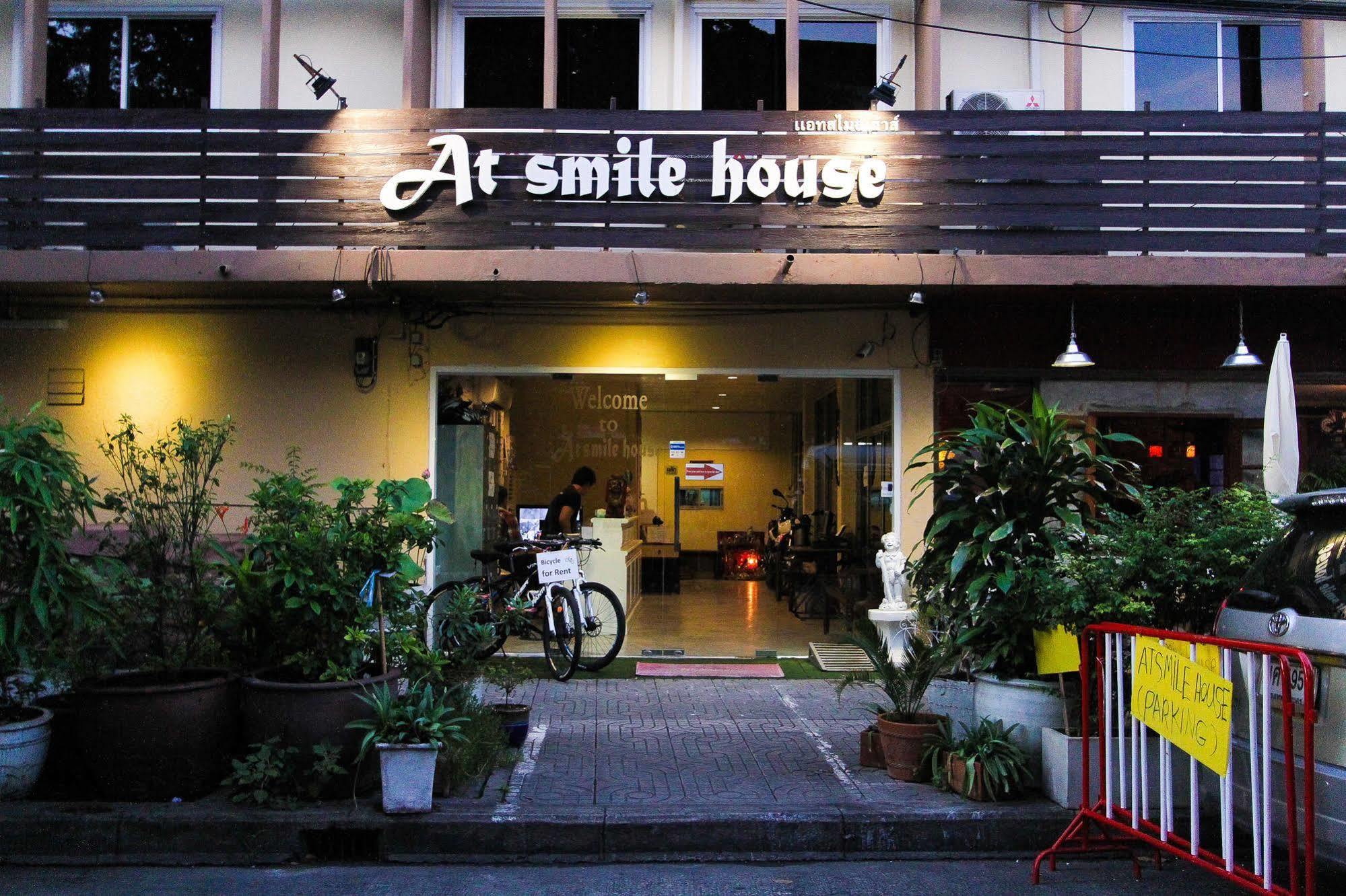 מלון בנגקוק At Smile House מראה חיצוני תמונה